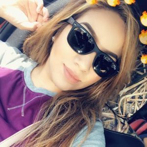 Meet your Posher, Mayra